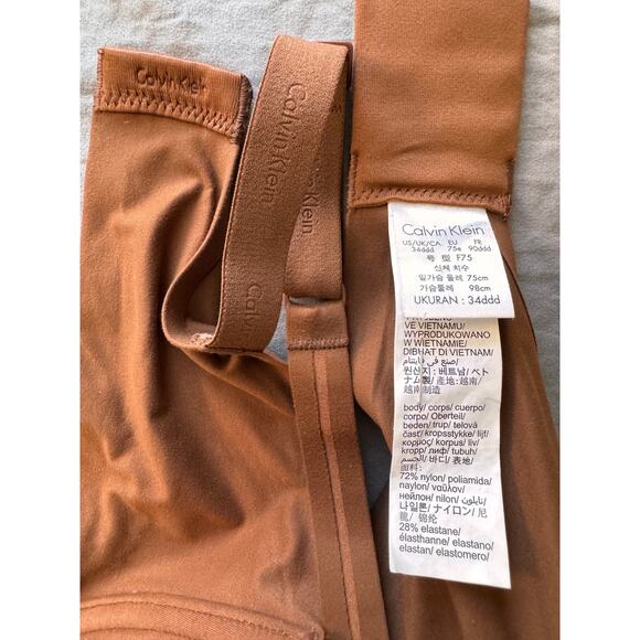 NEW MACY’S CALVIN KLEIN Perfectly Fit Lightly Lined Full Coverage Bra Size 34DDD - Picture 4 of 5